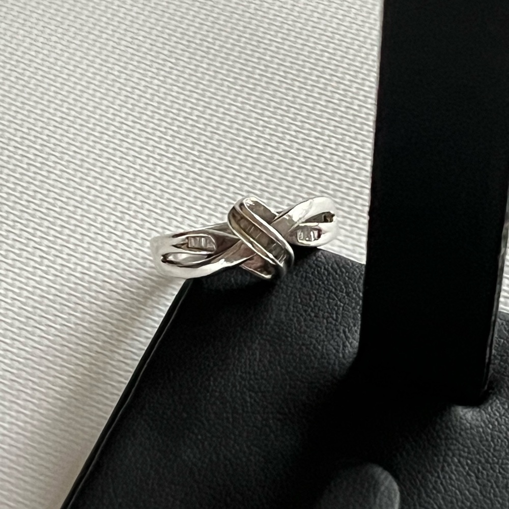 925 Sterling Silver Vintage Genuine Diamond Ring - Picture 4 of 11